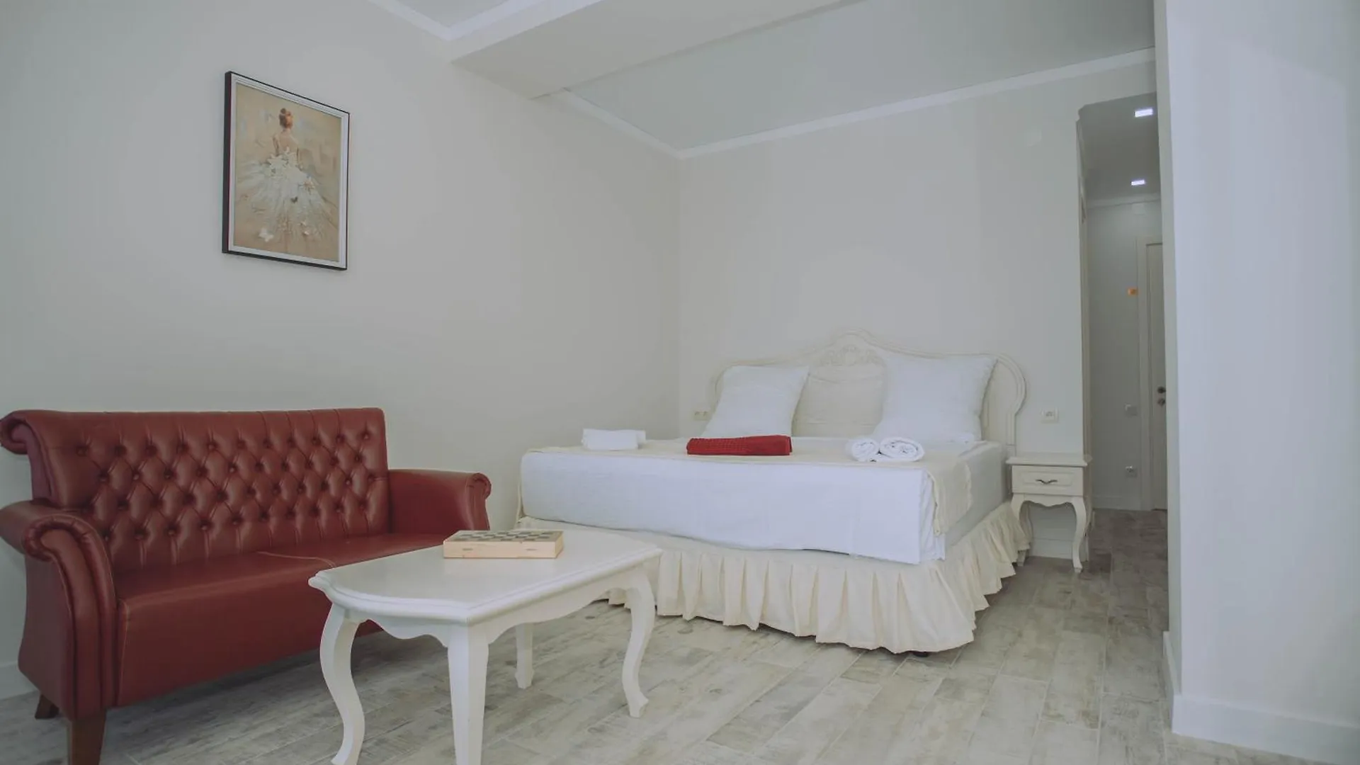 Royal Medis Hotel Batumi 4*,  Georgia