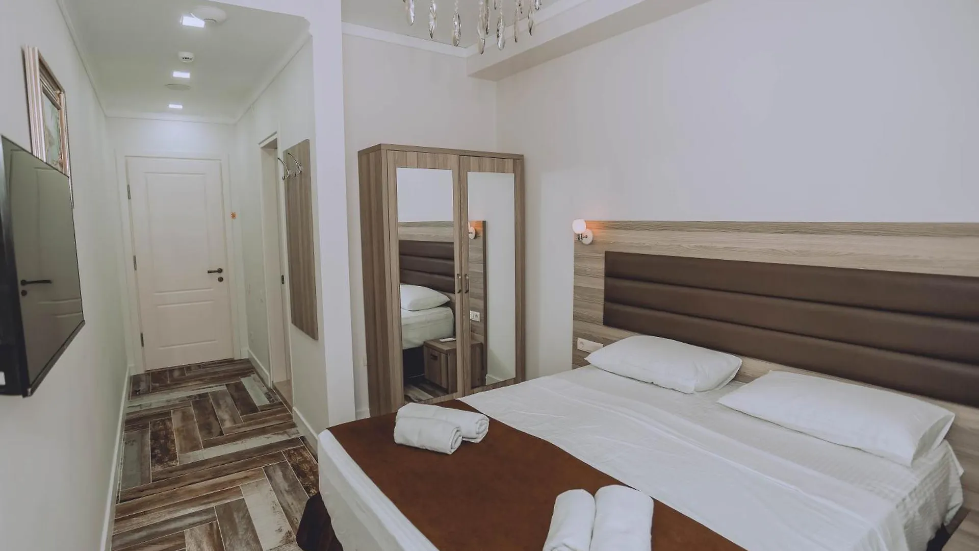 Royal Medis Hotel Batumi 4*,  Georgia